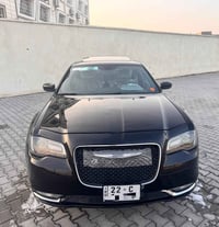 كرايسلر ٣٠٠ • ٢٠١٤ • البصرة