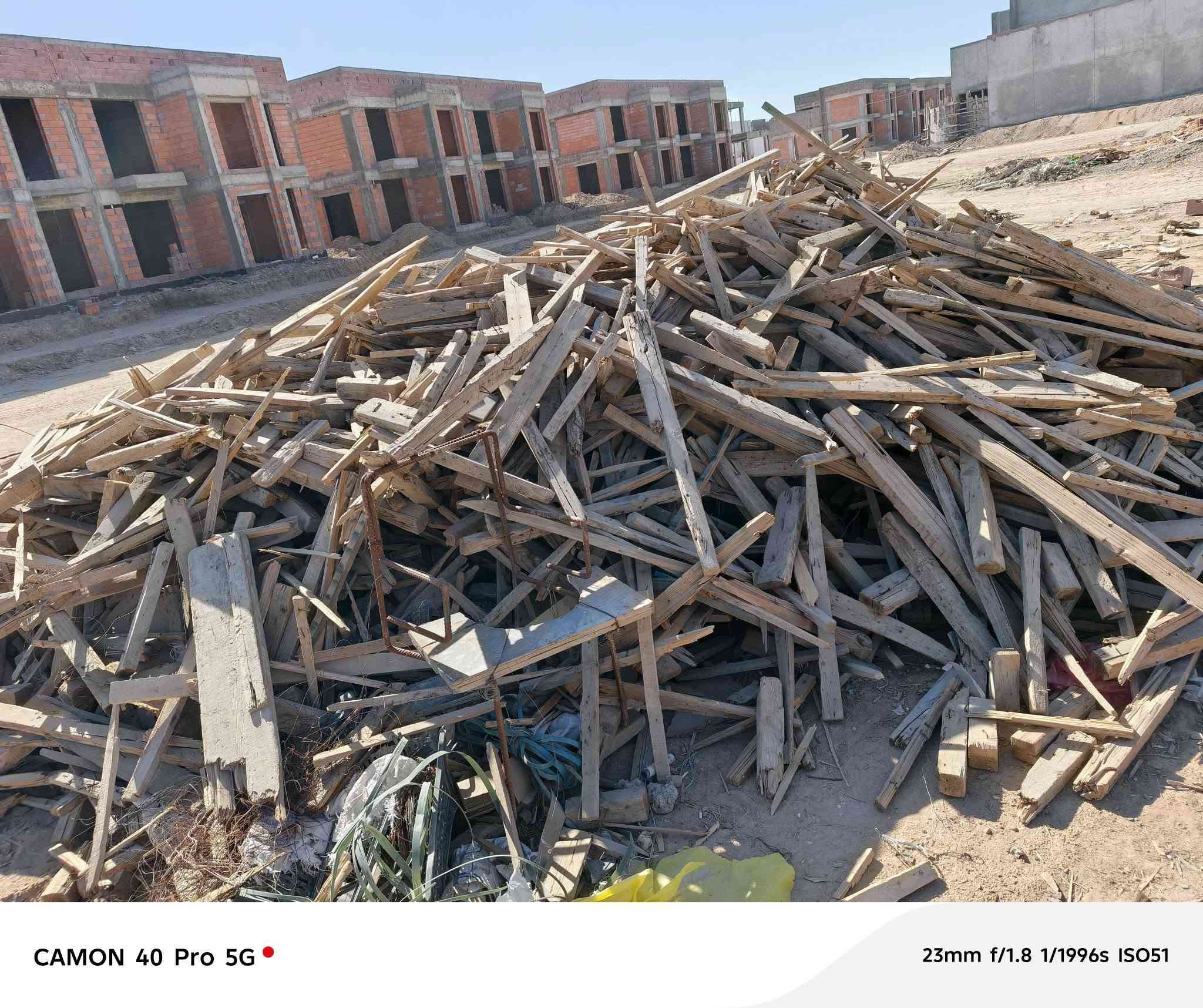 السلام عليكم
عندي حطب للبيع كميه للبيع مكاني كربلاء 
*********** واتساب 
*********** اتصال
