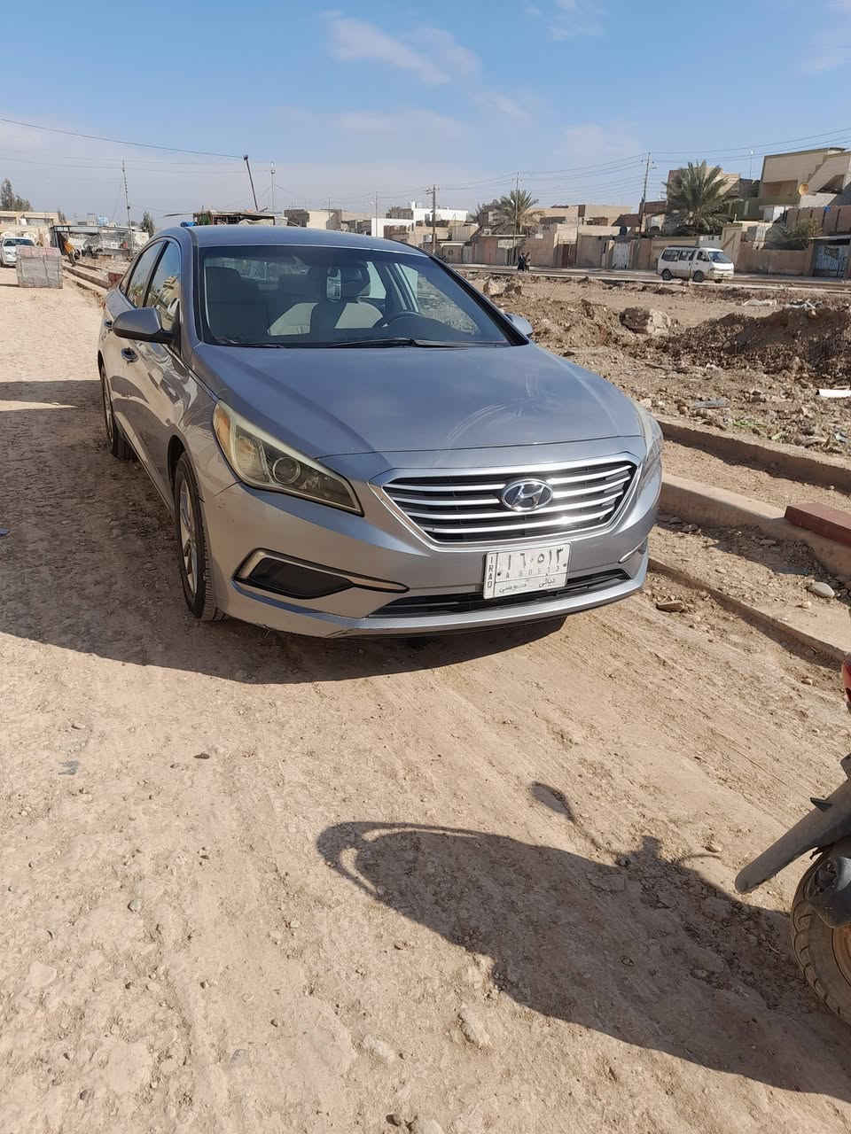 سوناتا امريكي موديل ٢٠١٦ سعر ١٢٠$ مكان السياره ديالى ***********
