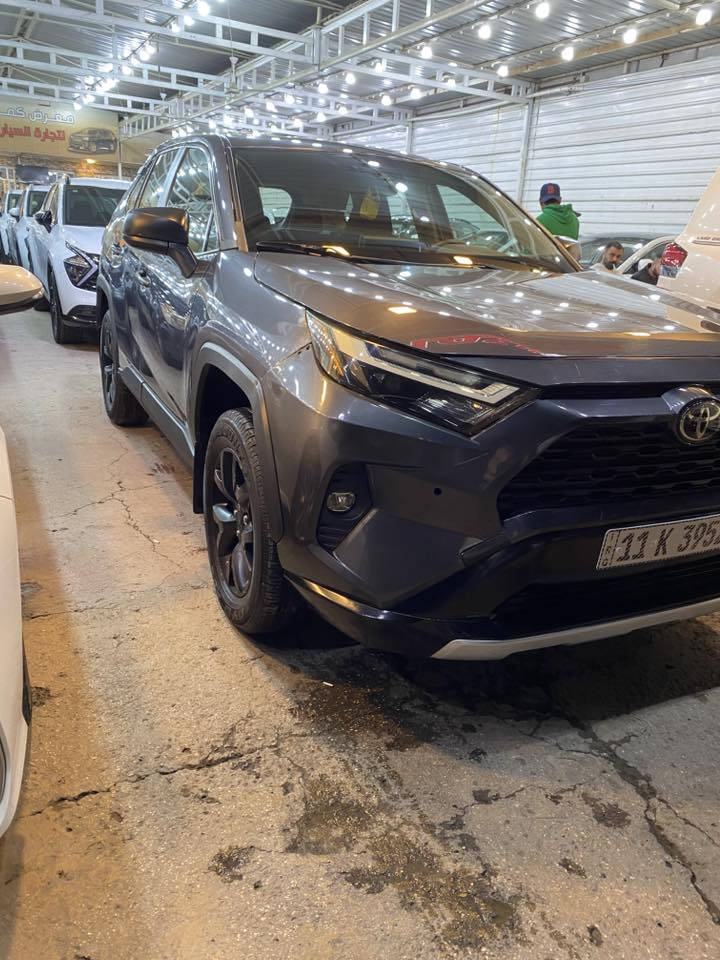 السلام عليكم   تيوتا راف فور موديل 2024  ماشية 19 الف كيلو رقم بغداد هزة وسنوية جديد فئة LE  بنيد مبدل بلادي وجاملغ خلفي والجنطة مصبوغات يعني 3 قطع السعر 192$ مكاني بغداد الشعب 
***********
