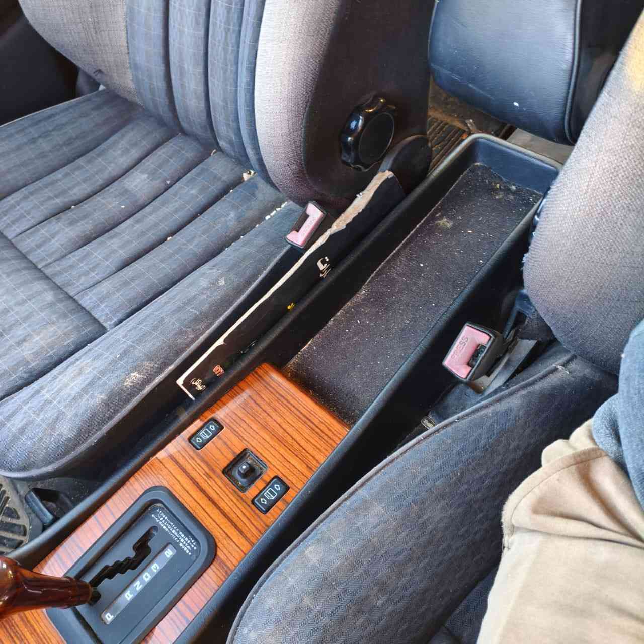 سلام عليكم غرفة ستيشن للبيع كامله من جميع التفاصيل ما عدا تنته ودركه ستيرن وعظمة كير السعر 6 ورقات ***********
