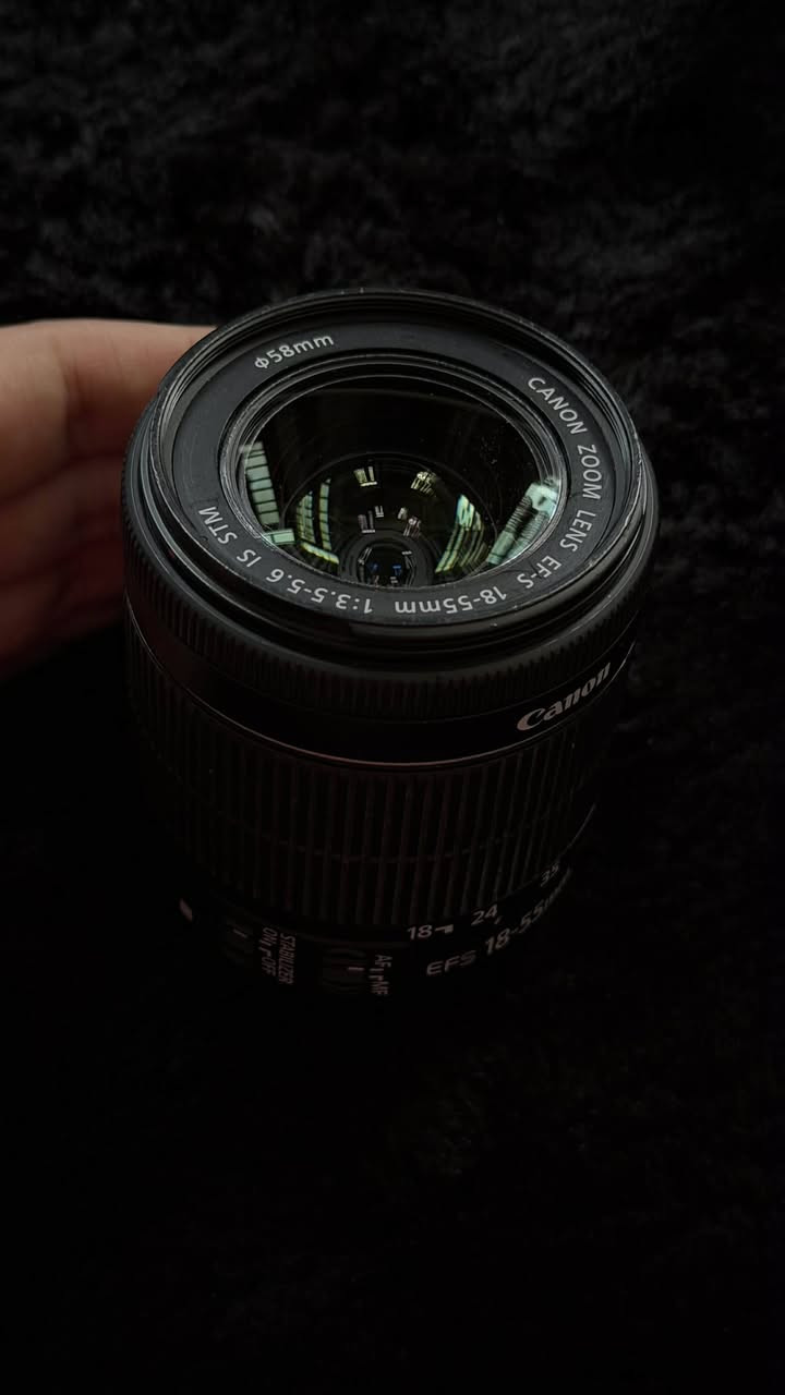 📢 إعلان بيع كامرة Canon 700D بحالة ممتازة – نظافة 98% 🔥
عدة متكاملة وجاهزة للاستخدام 👇

✔️ عدسة أصلية 18-55
✔️ عدسة 50mm بعزل جميل
✔️ حقيبة Canon أصلية
✔️ بطاريات عدد 2 + شاحن
📸 مناسبة للتصوير الفوتوغرافي وصناعة المحتوى
💰 السعر: 325 ألف دينار عراقي
🚚 التوصيل متوفر لجميع محافظات العراق
📱 للتواصل واتساب : ***********
