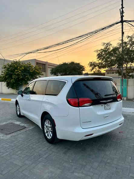 السلام عليكم
كلايسلر فيوجر 
موديل 2023
دخول جديد منفيس بسمي 
حادث بسيط انصبغ بيهه 3 قطع
موصفات معروفه
رادار 
كامره وحساس
كير ماوس ابواب كهرباء جنطه كهرباء
تشغيل عن بعد وابوب السلايت تنفتح بالبصمة 
تبريد منفصل  
بيع او مراوس
السعر المطلوب 215
***********
متوفر واتساب
