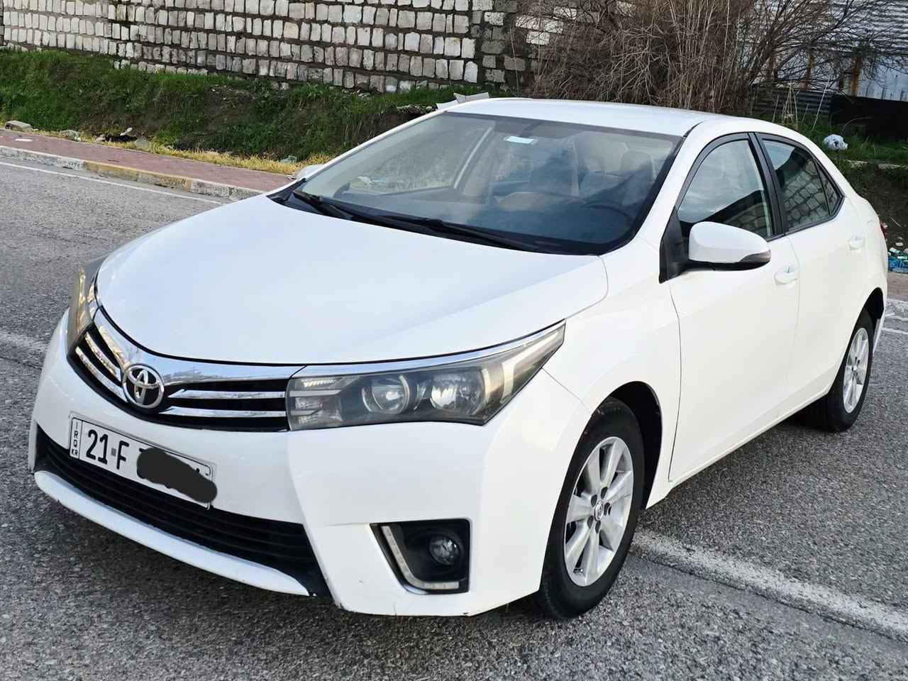 سلاو کرولا ۲۰۱۵ خلیجی مکینه ۲۰ رنگی سپی سیاره که یه ک پارجه و په له یکی هه یه به بی ناو گردن به بی دعام دواو پیشی کپسه رقمو سینو تایه و هه مو گیانی تازه یه بشرتی هه مو بیعبیک ئه یفروشم شوین سلیمانی سعر ( ۱۲٤) ورقه و معمله 

ژم *********** السليمانية, العراق
