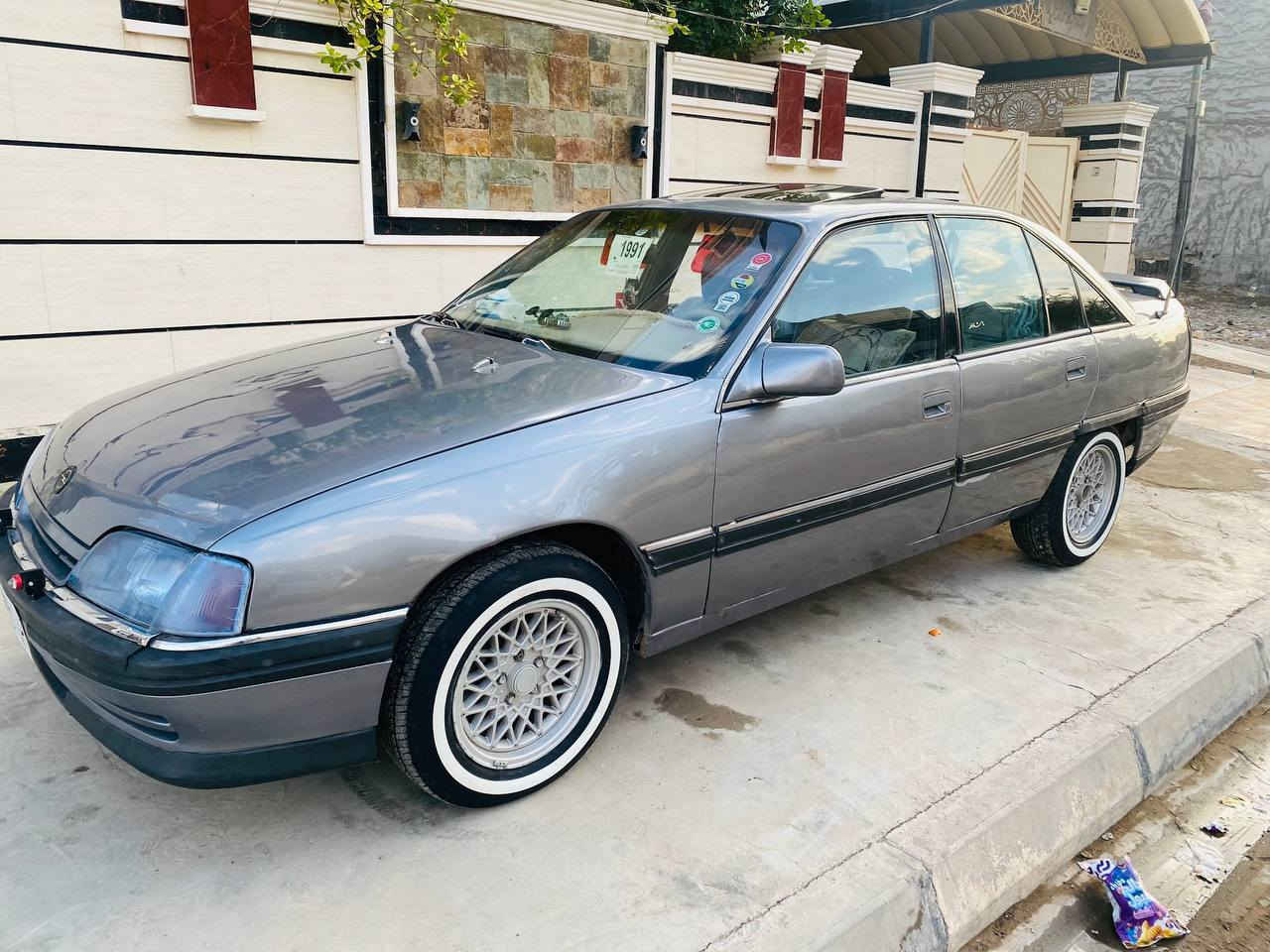 السلام عليكم اوبل اوميكا موديل 92 رقم بغداد حجم 20 مكينه جديده لا صرف ولا تبخير كير  صدر امامي جديد صدر خلفي جديد تخم تاير باتري جديد ارضيه كشنات مدوشمه كهربائيات كله شغاله شاشه السياره مصبوغة فرن للجماليه السعر 36 وبيها مجال 
***********
***********
