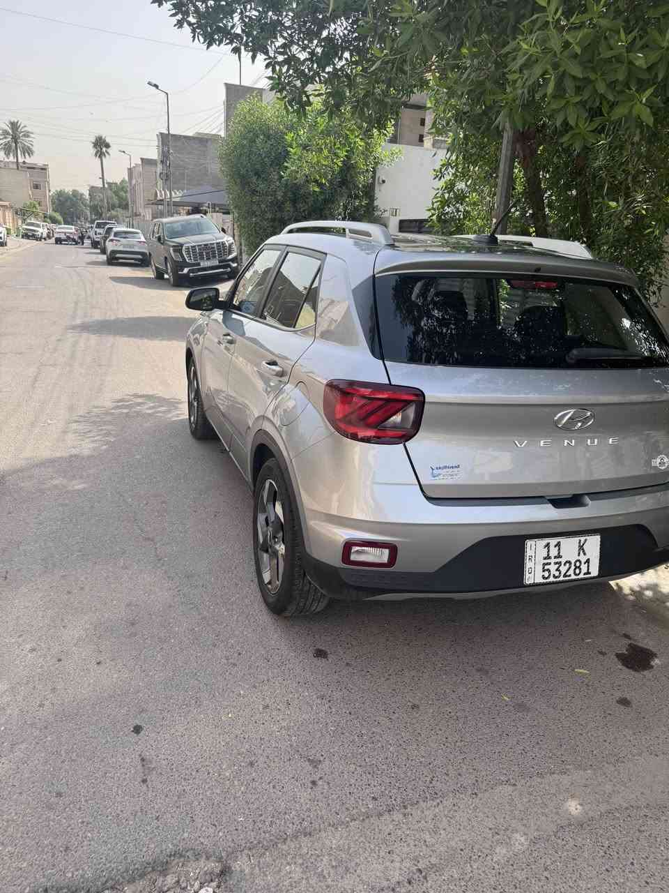#هونداي_فينو
#موديل_2025
#مرقمة_بغداد دخول جديد 
حادثها بنيد او جاملغ يمين يعني قطعتين امبدلة ايرباك دركة فقط ماشية 16 الف ميل 
  المواصفات 

1- بصمة فتحة
3- داخل لونين
4- شاشه كبيرة كامرة دوارة 
5- فول  تحكم ستيرن جهتين  
 6- ويل كروم 
7- شاشة كبيرة كاربلي +اندرويد 
8- نظام انذار
9- مانع انزلاق
10- تراكشن منحدرات
11- وضعيات قيادة  
12- رادار تحذير جانبي 
13- رادار خلفي
14- رادار امامي
15- تحديد مسار 
16- مكينة 1600 دبل نوزل 
17- حمالات سقف
18- حساس خلفي
19- دبل بصمة 
20-تشغيل عن بعد اللايت لد و زنون
 و السيارة جديدة جدا و السيارة اجمل و أحلى بكثير من الصور ما بيها اي نقص  رقم الشاصي KMHRC8A38SU353227
السعر 125$ و بيها مجال بسيط الاتصال ***********

📍المكان : بغداد , الاعظمية
