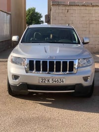 جيب للبيع موديل 11 سياره كفاله من عدا بارد قليل قبق الجنطه السياره جاه...