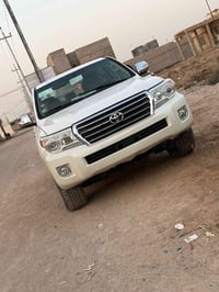 لاندكروز • ٢٠١١ • كير عادي