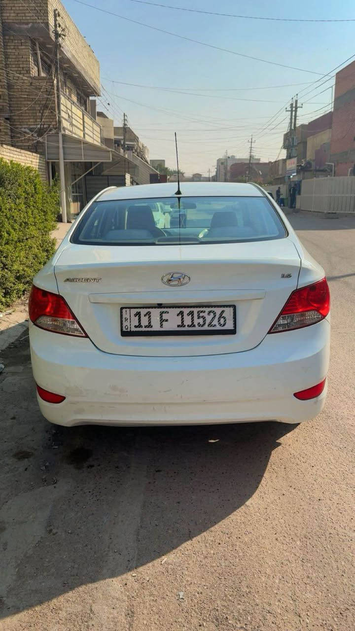 رقم بغداد الدولي 
سنويه هزه جديده بأسمي شخصياً
فووول مواصفات 
محرك 1600 دووش
كير AT 
  
حاجب لايت
بك لايت لدد
4 دسك
تحكم ستيرن جهتين 
5 ويل كب بلادي حجم 16 تخم دسكات جدد وباتري جديد 
أشاير بالمري تخم تاير جديد سيارة مابيها اي نقص استخدام بيت 
شاشه كبيره اندرويد مع كامره خلفيه  
سياره جاهزه ونظيفه خاليه من كل نقص
بيها نص بنيد اثر طخة كلش خفيفة بخشم البنيد فقط صبغ .. وبارد قليل كلش بمكانين  
غير متواجد عالفيس 

السعر :-   اتصل عالرقم 

العنوان :- بغداد سيدية

الرقم :- *********** بغداد, العراق
