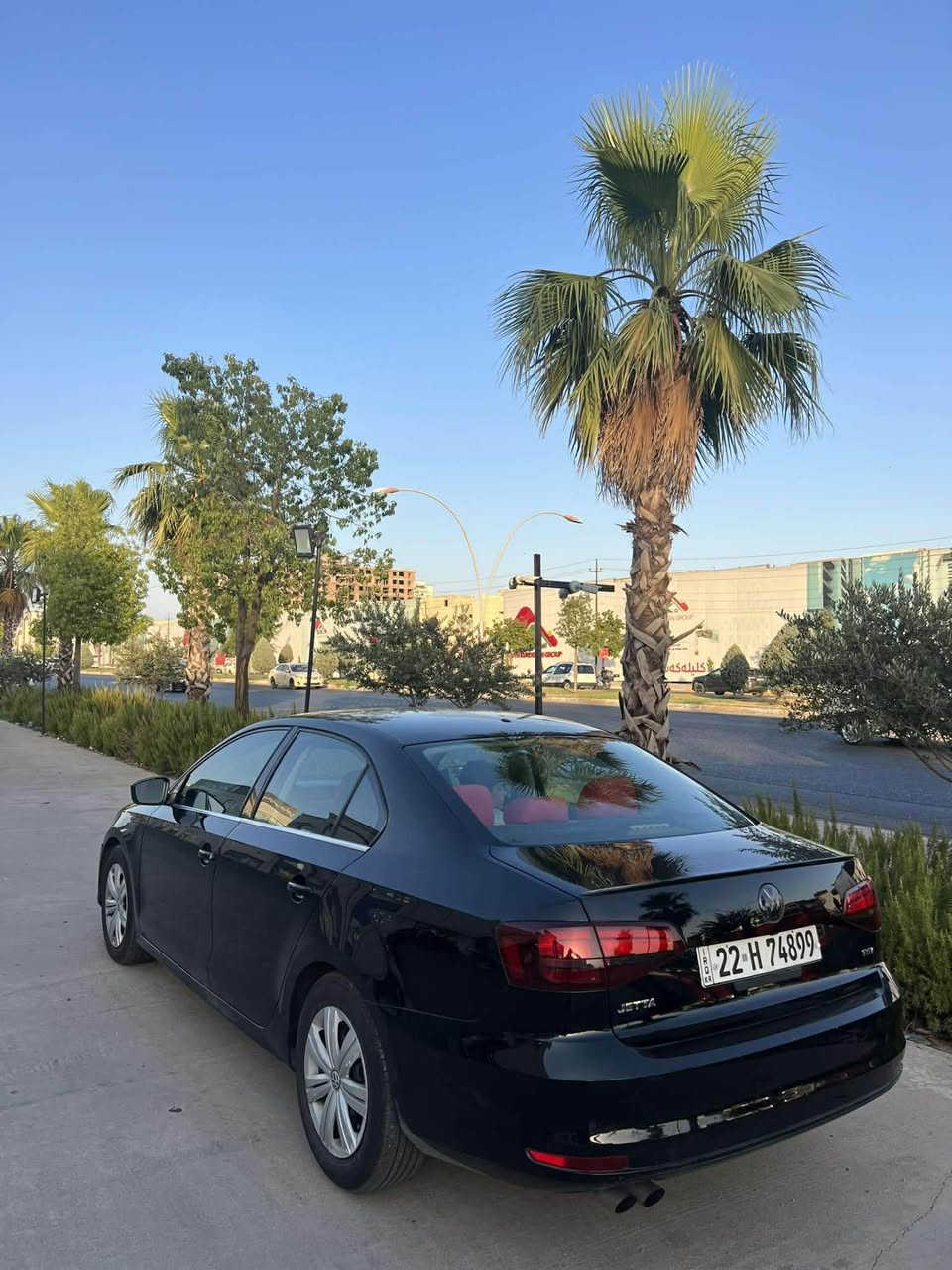 Volkswagen jitta 2017                             مواسةفات ئيس سةيارةكة ٤ پارچةو سبوغة گيرو مةكينةو تةبريد تةقةو رةقة بةناوكردن غةرامة هةمووب بةشةرت شوين هةولير *********** أربيل, العراق
