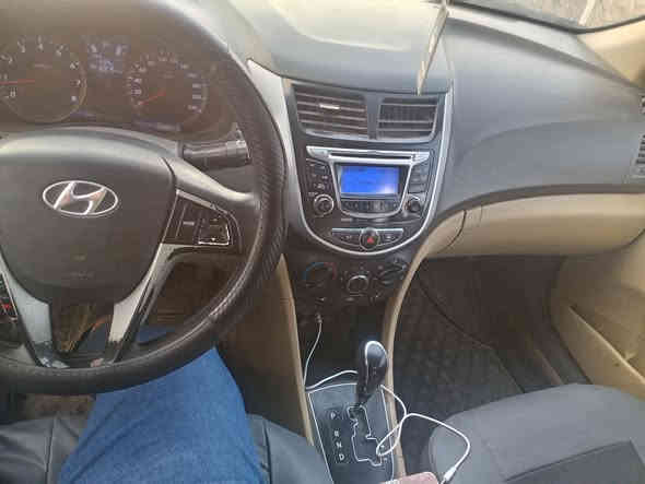 السلام عليكم اكسنت 2014 وارد خليجي محرك 1600مواصفات فتحه اشاير بلمري كير ابو الخطره الرخيص المرغوب محرك مكفول تخم تاير بيه 4قطع اوحده تبديل من الامام والخلف فقط البيبان والقماره نظاف بيه شغله وحده الكير يبوش مرات ابيع عله وظعه ويقولون كيره 300سعره ينزل من سعر السياره الكلي وهوه 77.............(*********** )
