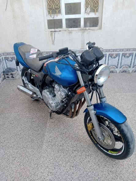 السلام عليكم شباب دراجه سبي فور نوزل مو كابريتر دراجه كفاله عامه رمبه مكينته بل جيس بيع فقط الدراجه غنيه عن التعريف ما حاجه اشرح عنه مكاني ناصريه مركز السعر 22ورقه بيه مجال حق جيتك قليل الشراي ايخابر ما متواجد عل نت ***********
