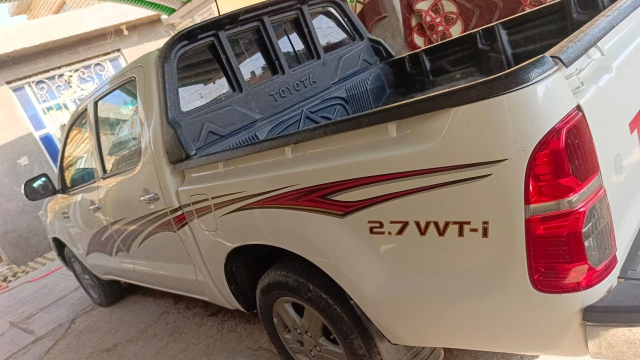 سلام عليكم هايلوكس2014اوتماتيك مكفوله كفاله عده بارد بصيط كويتي شاصي 19 رقم مثنى مشروع وطني بسمي سنويه لغ 27تخم تاير حداديه تبريد تدافئه اكسن كله شراط جديده بمعنه الكلمه سياره لاستفسار *********** سعر 210وبيها مجال مكاني سماوه مركز
