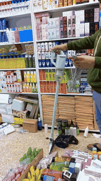 مكنسة بالة سترالي كهرباء 
شرط قوة السحب 
تابعو صفحتنا عروضنة مستمرة 

‏تابع قناة معرض بيت الاسد للبالات الاوربية في واتساب: https://whatsapp.com/channel/0029VbA5wKk3wtb7zlUS4v2y

رابط كروب  واتساب خاص بمعرض بيت الاسد عرض البضاعة اول باول
https://chat.whatsapp.com/GnHrcdIEuR1HiGN3PHv8Kq
رابط قناى التيك توك 1
tiktok.com/@g30x
 رابط قناة التليكرام
https://t.me/mopestor
رابط قناة التيك توك 2
tiktok.com/@mus0088
ارقام الحجز وايضا وتساب 
*********** مصطفى ابو علي
*********** محمد ابو مؤمل
