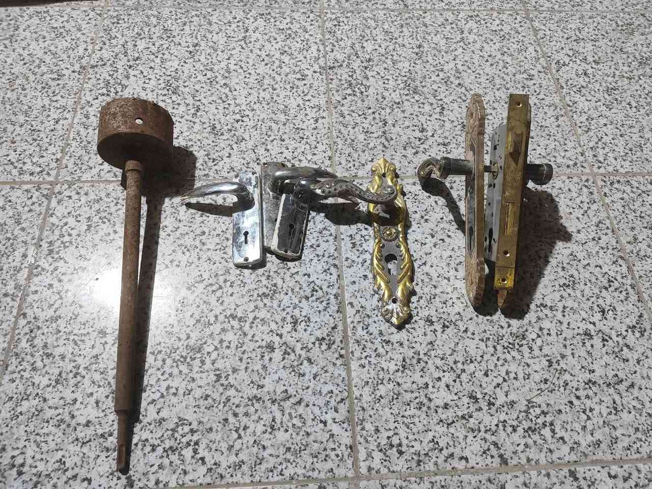 غراض للبيع


**إذا كنت صاحب هذا الإعلان وتريد حذفه لأي سبب، رجاءا أرسل رسالة إلى الدعم الفني**