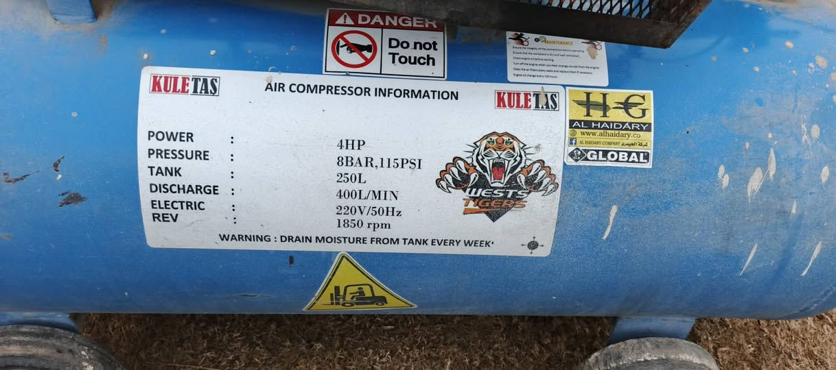 بوتلی كمبروسر هەوائ بۆ فرۆشنت
250لترە  سێ پستۆنە  زۆر پاکە  شەریکەی  الحيدريه تەنیا بتلەکەیەتی لەگەڵ پەمپەکەی بێ ماتۆرە نرخی 125هەزارە شوێن هەولێر .
ژ.م *********** أربيل, العراق
