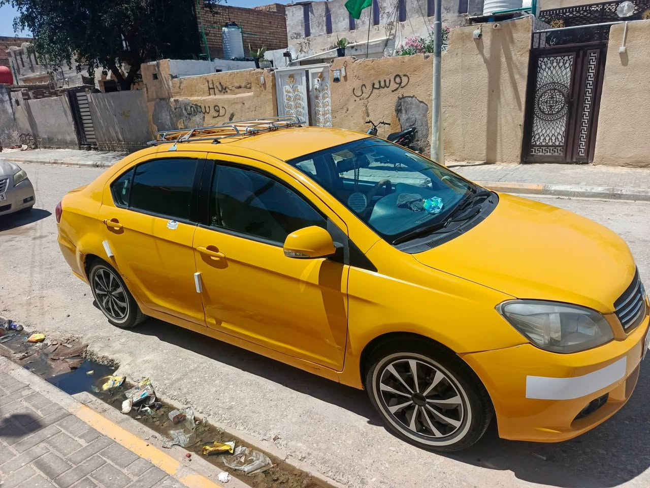 كريت مديل ١٢ سعر مناسب مستعجل للبيع مكينة كورلا جاهزة كير عادي مكاني سماوة بسمي تبريد شغال لايت زنون تخم تاير ابو الخطة شاشه حجم كبير غرفته نضيفه عليها ادامه كامله سعر 38 وبيها مجال ***********
