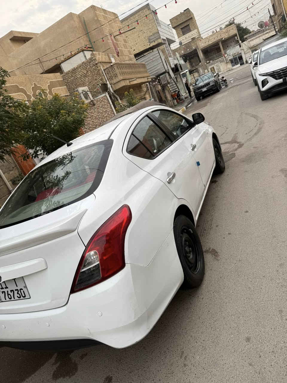 سني هندي موديل ٢٠٢٠ 
ماشية ١٠٠
رقم بغداد 
سيارة مكفولة كير ومحرك وصبغ 
سيارة خير من رب العالمين 
مكاني بغداد تحويل ثاني يوم 
سعر ١١٠ 
***********
