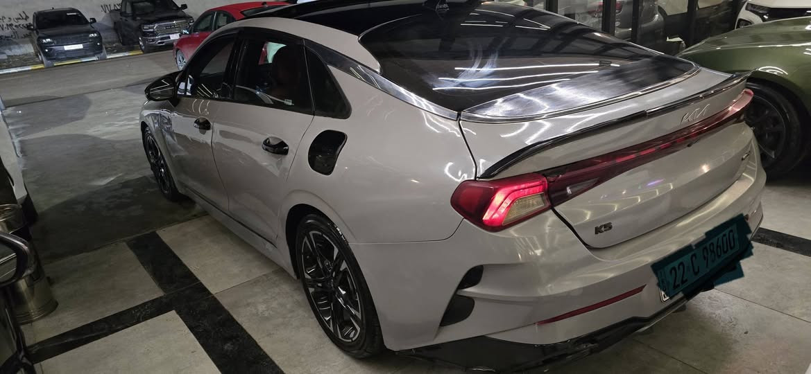 كي فايف 1\1
مديل 2023
ماشيه 47
ضررها موجود رقم شاصي  بس ابيع عام 
بيع مروس ماشيه 46 كير محرك شرط طخم تايرات
السعر  ١٣٨$
***********
