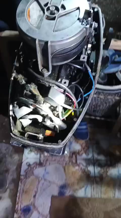 سلام عليكم مكينة 18داهستو للبيع كرمت ***********
