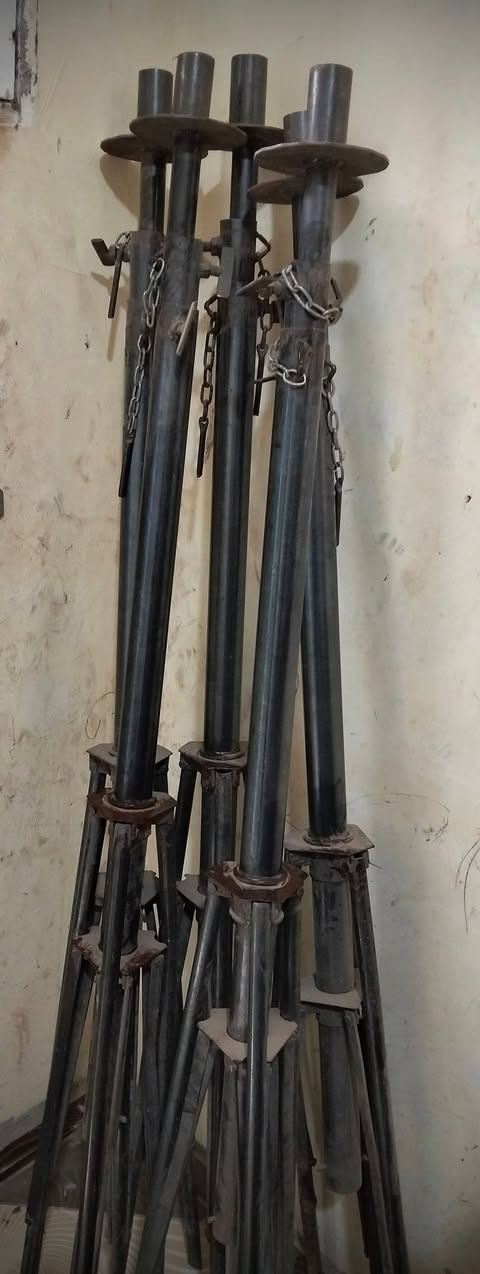 موجود عده صوت للشغل على طول ثمان سماعات خشب ثمان حوامل وكمان موجود ثلاث اجهزه
01104607263


**إذا كنت صاحب هذا الإعلان وتريد حذفه لأي سبب، رجاءا أرسل رسالة إلى الدعم الفني**