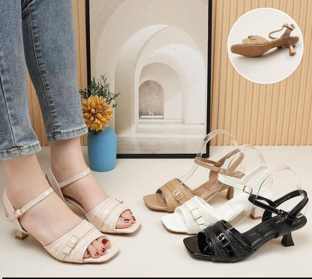 دللي نفسك بقطعة تجمع بين الأناقة والراحة! 👠✨
 تخفيضاتنا الان سعر قطعه 13 الف فقط  بلاش 😍


**إذا كنت صاحب هذا الإعلان وتريد حذفه لأي سبب، رجاءا أرسل رسالة إلى الدعم الفني**