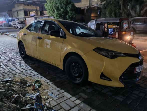 السلام عليكم كورلا ٢٠١٩ أمريكي للبيع سياره ماشيه ١٠٧ مصفره هيئه وغرامات وبااسمي رقم جديد حادثها جاملغ وبنيد وبيها بدايه شاصي ولغد بدايتهن فقط سياره بحاله جيده بدون نقص السعر ١٣٨ مكاني الدوره ***********
