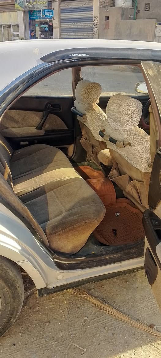 بطه متصل موديل 92 داخله هزه السنويه لل30 شرط مداور حداديه كهربائيات جام كله شغال التبريد عوزه بس غاز الفان شغال  دشبول تعبان السياره مرشوشه جماليه ابيع كوم حديد اكفل بس من الاصوليات  والشراي يخابر *********** والسعر مناسب والشراي بي خير ويدلل العنوان الاسكان الصناعي نزلة الجامع
