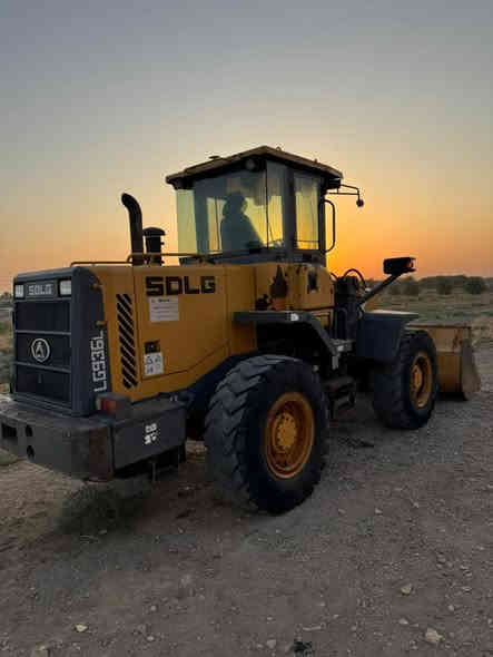 سلام عليكم للبيع شفل صيني ال جي حجم 36 حجري باب اول موديل 2012. منفيس مكينه نضيفه مكفوله كفاله عامه كير محرك اكسنات كله شرط السعر 215 وبي مجال مكان ناصريه لاستفسار ***********////***********
