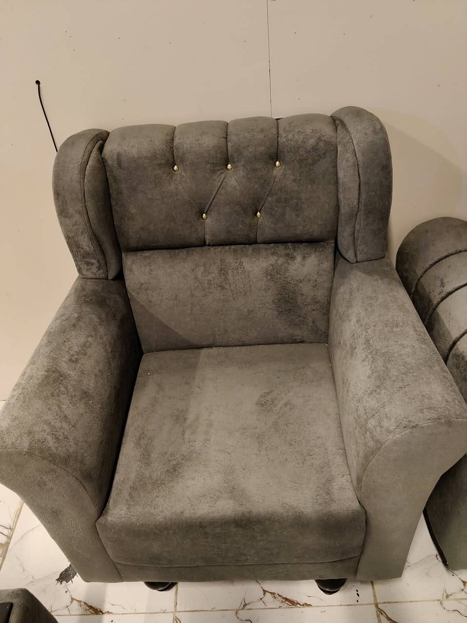 تخم عراقي شغل ممتاز وبتفاصيل دقيقه 12 مقعد قماش مخمل تركي ارجل خشب جميع اجزاء هيكل التخم بلوك متوفر الآن في معرض الشركه الكائن طريق رفاعي نصر مجاور جامعة اوما الاهليه للاستفسار اكثر يرجى الاتصال على الارقام التاليه
***********
0783106920 واتس فايبر تلگرام 
البيع بطريقة النقد والاقساط 
الشد والنقل داخل محافظة ذي قار مجانا
