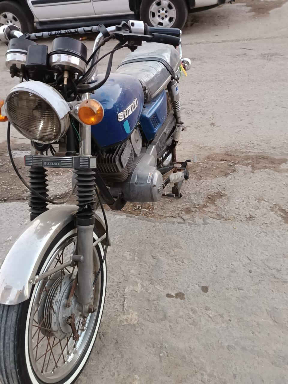 السلام عليكم
دراجه سازوكي خبط للبيع او مراوس ابدايوان نفخ 
كابريته دفن  موديل 1998
دراجه  نكره بكل وقت  محرك 125 مكاني الحله رقمي  ***********
