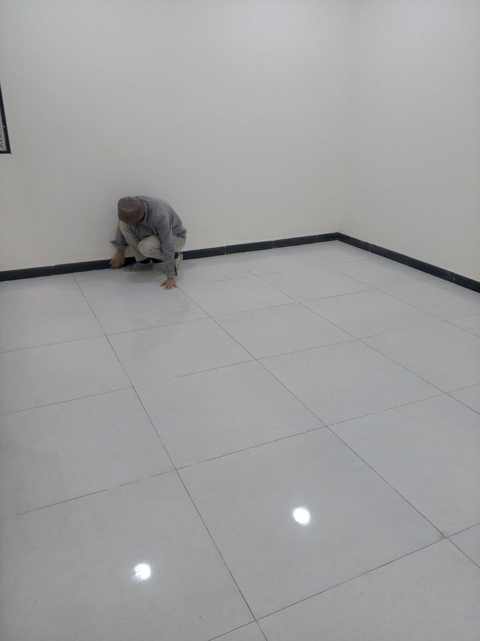 لهم صلي على محمد وال محمد يوجد كادر  تنضيف البيوت 

تأسيس ماي مجاري 
تفليش البيوت 
تصعيد مواد 
حفر سبتتنك 
تدخيل مواد 
والرزق على الله 
الاستفسار على الرقم ‏‪***********‬‏
