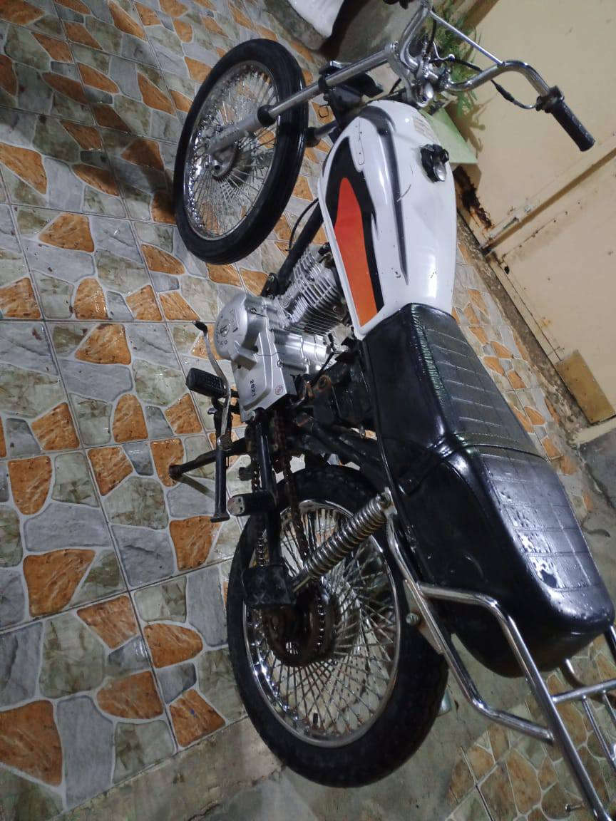 سلام عليكم دراجه 4كير غطاس دراجه مافتوحه بس قبق تفيلس موديل 2021 كلك عنوان ديوانيه قضاء شاميه رقم *********** سعر 400 بيه مجال حك جيه
