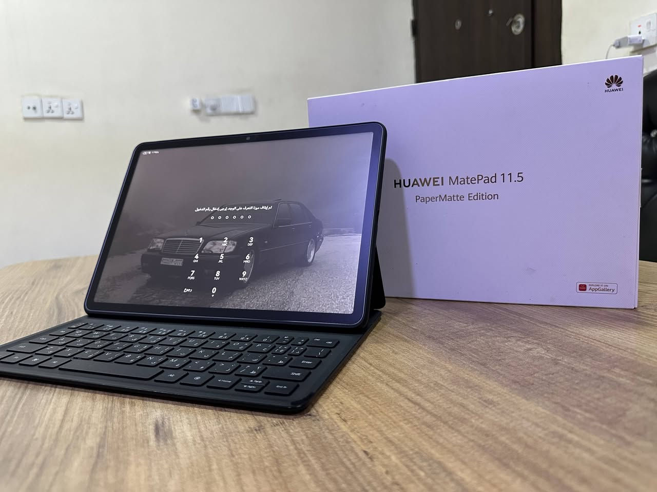 سلام عليكم
للبيع Huawei MatePad 11.5 PaperMatte Edition
نسخة وايفاي
 8/256
تابلت نظيف جداً استخدام خفيف ومحافظ عليه
✅ شاشة PaperMatte المريحة للعين (ممتازة للدراسة
والقراءة والرسم)
✅ أداء مهام ممتاز وسريع 
✅ ويا الكيبورد الأصلي
✅ الحالة: شبه جديد / بدون مشاكل
✅ كامل ملحقات 
مناسب للدراسة، الشغل، مشاهدة الأفلام، والتصفح السعر: 650 ألف وبي مجال عند الاعتماد
مكاني بغداد الوزيرية
***********
