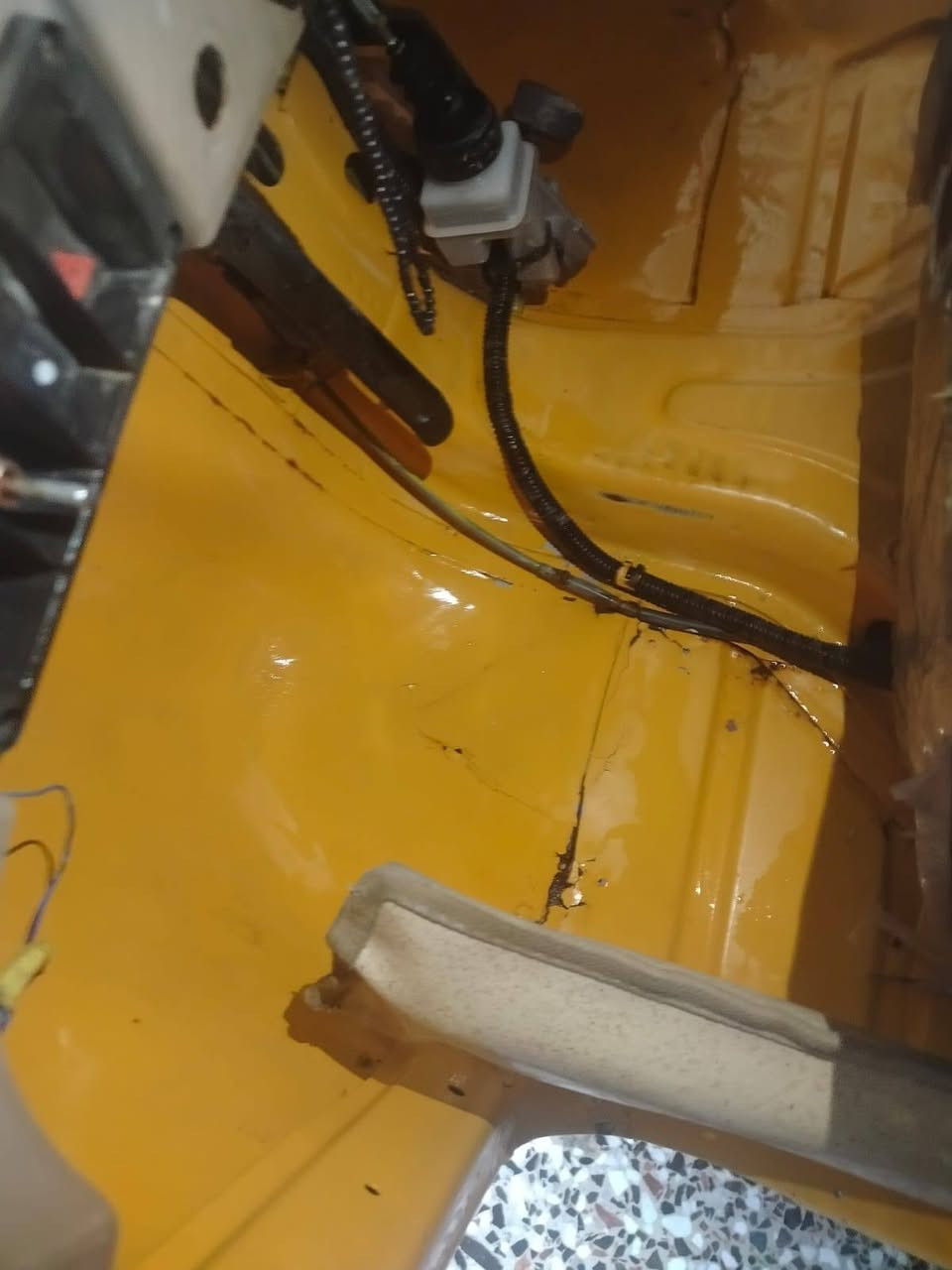 تكتك باجاج للبيع رقم انكليزي موديل 2018 شهر 12 مكاني بغداد الحسينية مال راشدية ***********
