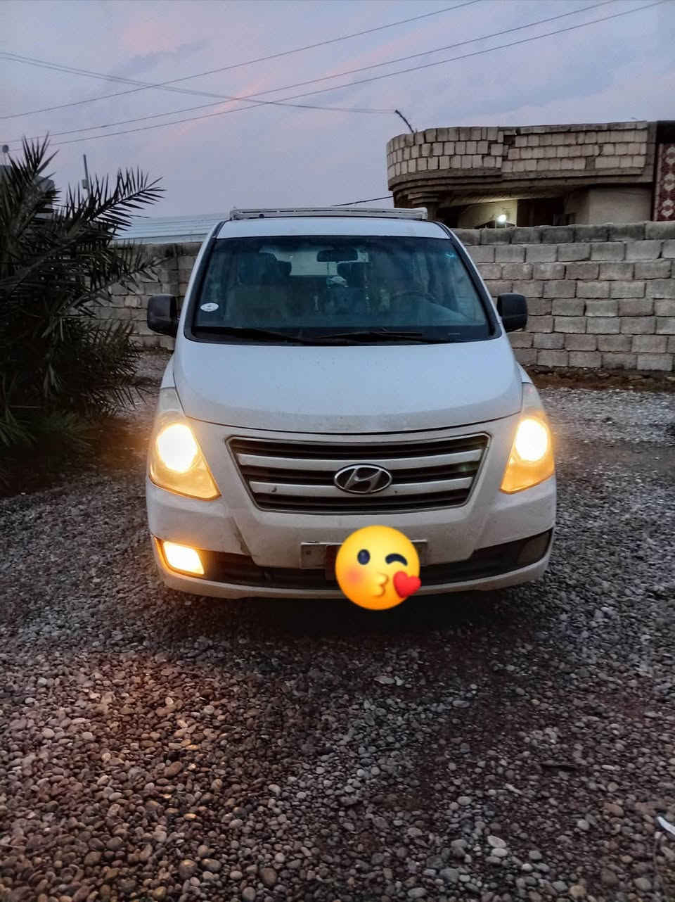 السلام عليكم استاركس 2013 للبيع
فول مواصفات رقم بغداد دولي باقية بس عل بصمة 
كير محرك اكسن كلو شرط سيارة جاهزة كبل عشقل 
ضرر ما بيها سيارة جديدة 
السعر اتصل ***********
