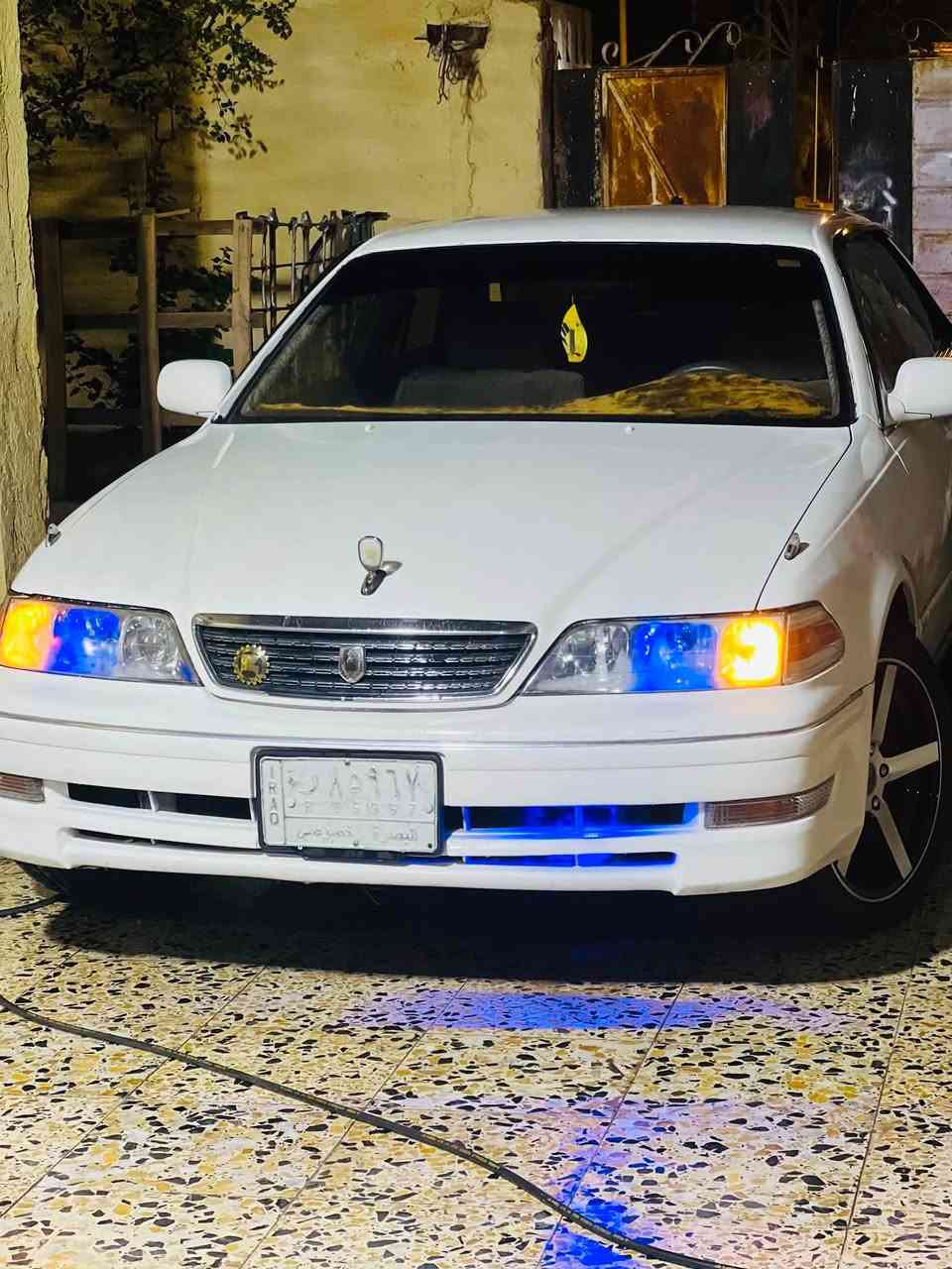 سلام عليكم مارك الفينيه مكفوله كص وضربه قويه لسياره نقل فقط جاهزه من تبريد وتخم تاير وحداديه ولايت زنون وكير ومكينه شرط بلكارتون وتبريد ثلج وسنويه لل٢٧ سياره جاهزه ع اخر حبايه سعر ٥٠ وبيها مجال عنوان بصره ***********
