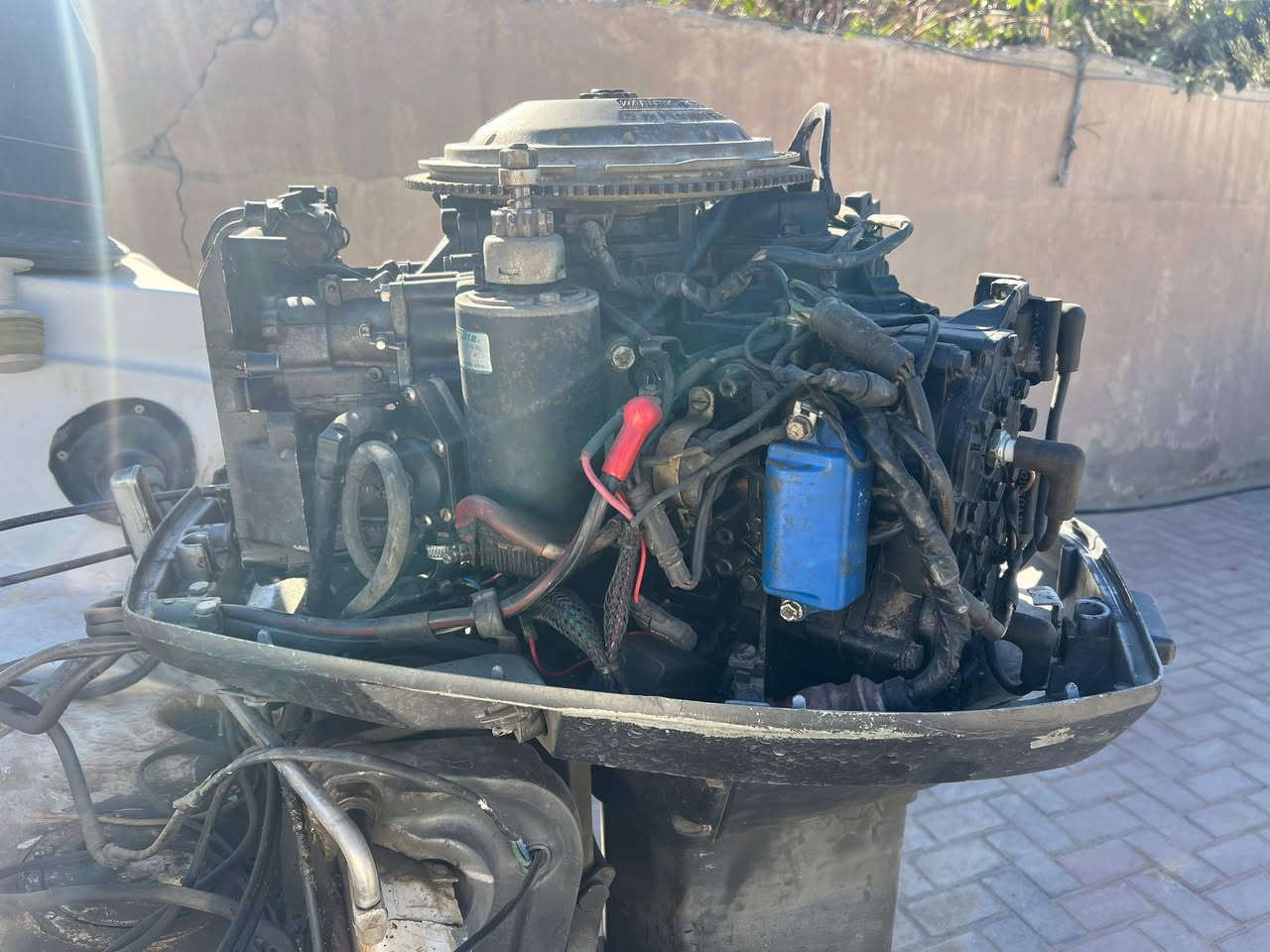 السلام عليكم
مكينه جونسن 
حجم ١١٢ حصان
محرك مفتوح 
كير مامفتوح
شرط الشغل
السعر مليونين
رقم الموبايل
***********
