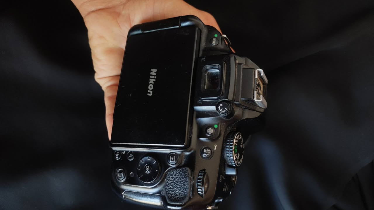 كاميرا نيكون 5200 ✅
عدسة 50 ملم فتحة 1.8 تصويرها كدامك ✅
شاحنة اصلية ✅ 
بطاريتين اصليات ✅
رام و جنطة ✅
مكاني حله و يتوفر توصيل 
السعر خاص


**إذا كنت صاحب هذا الإعلان وتريد حذفه لأي سبب، رجاءا أرسل رسالة إلى الدعم الفني**