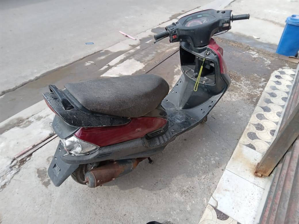 السلام عليكم دراجه فضائيه ياباني مو كوري 140 سرعتها ابيعكم حديد طافيه للدراجه مكان بغداد حي العامل رقم تلفوني 150 وبيها مجال اللي يريدها يراسلني وانا خادم رقمي ***********
