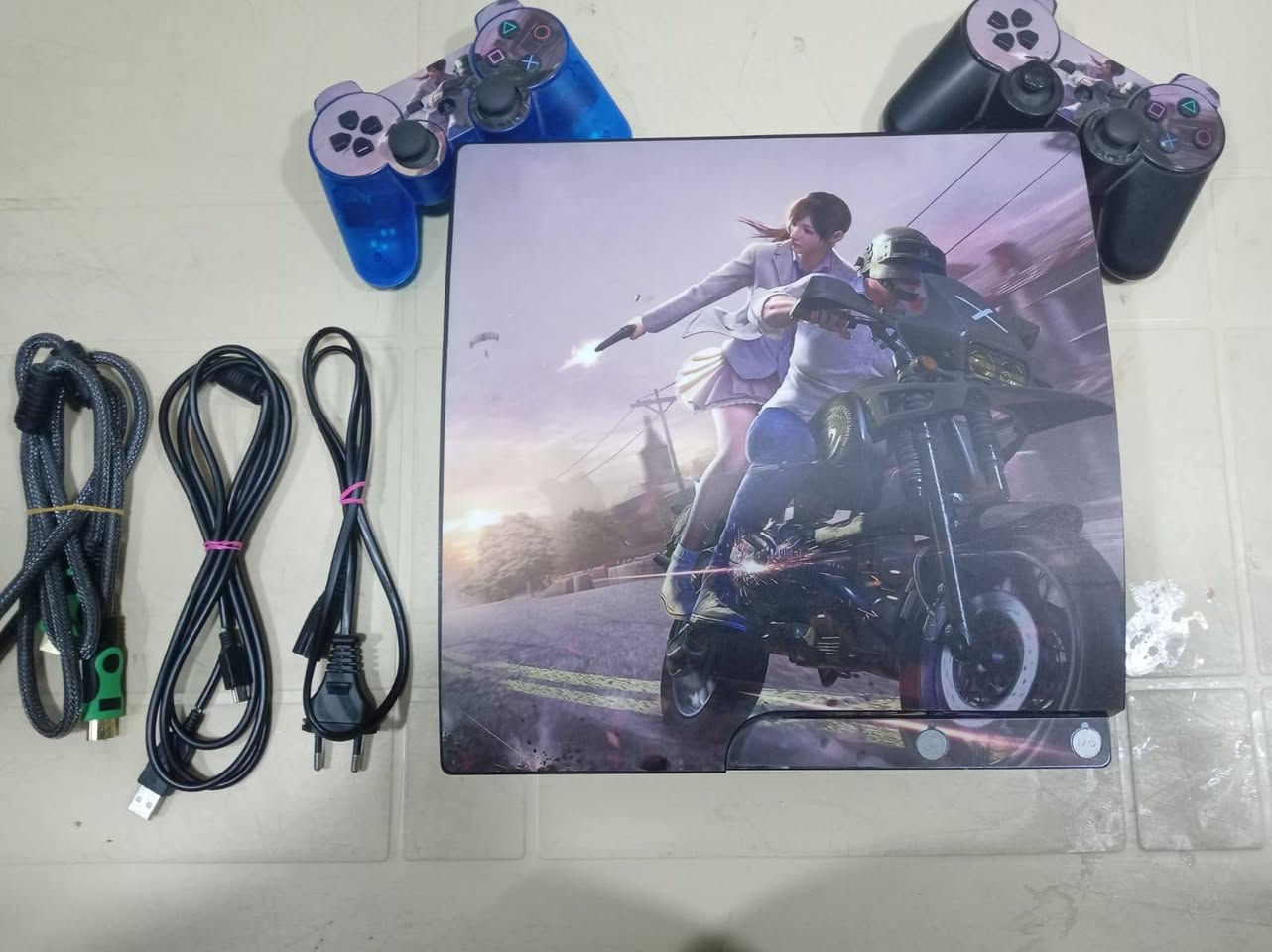 سلام عليكم ورحمة الله وبركاتة هاذ جهاز بليستيشن 3 مهكر 
ملحقات؛
يد تحكم:عدد 2🎮
العاب: توجد اكثر من 20 لعبه+ بيس2026 و كل العاب قويه و توجد للكبار و صغار👾
ستكرات تجميله:توجد ستكرات تجميليه على يد تحكم و على جهاز بليستيشن 3🪐
نضام تهيكير: افضل نضام هو نضام multiMAN سهل جدا و سلس و سريع👨‍💻
. 
. 
. 
. 
. 
سعر جهاز: سعر جهاز بليستيشن 3 160000 دينار عراقي💵 قفل🔒
.
. 
. 
سبب بيع: ما متفرغين للجهاز بسس العمل🫩
. 
. 
. 
. 
مكان: حسينيه راشديه قرب ارض الاحلام+لا يوجد توصيل🖐


**إذا كنت صاحب هذا الإعلان وتريد حذفه لأي سبب، رجاءا أرسل رسالة إلى الدعم الفني**