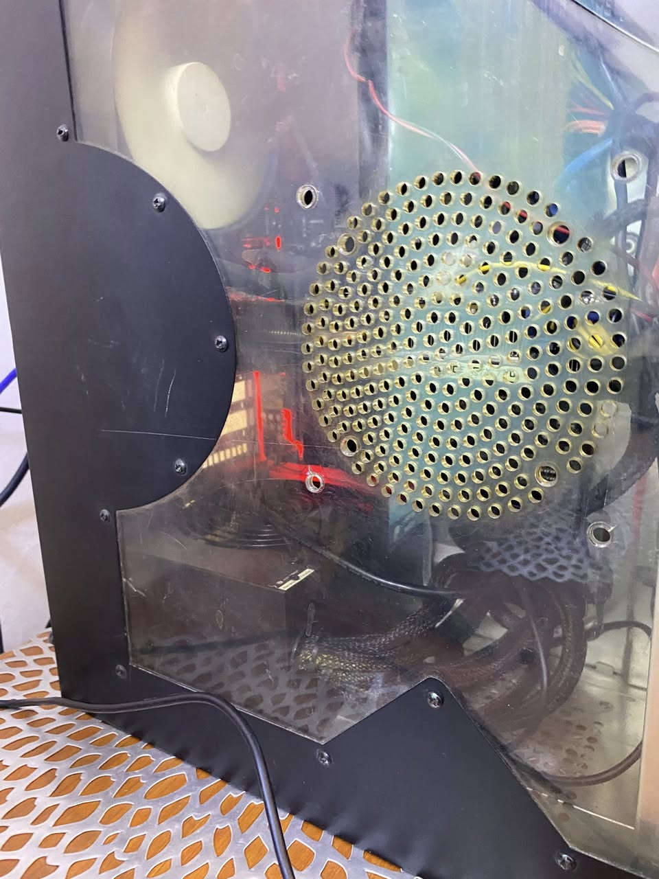 على بركة الله
كيس لبيع (للالعاب+المونتاج+تصميم+الدراسة)
شغال اي اشكال ما بيه وقابل للتطوير(تطوير فقط الكرت)❤️✨

CPU\ i7 4790k

GPU\ gtx 770

POWER\ 700w

RAM\ 16gb (8x2) ddr3

HARD\ 128 ssd +512hdd

MB\ GA-Z9ZX-gaming 3 من gigabyte

COLER\ مائي 

ما بيع مفرد سعره330 (الكيس فقط بدون الماوس والكيبورد)  ❤️✨

مكاني بغداد شارع فلسطين 
رقم ***********

ملاحظة/ اذا تريد ماوس وكيبورد موجود ورح انشر صورة مع الكيس
