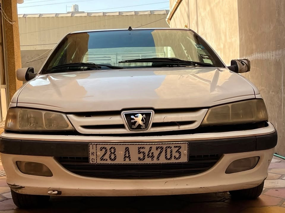 سيارة بيجو بارص موديل ٢٠١٥رقم دولي نجف بسمي تبريد بس نقص غاز ، بيها باب مبدل صوب الايمن وشويه بيها رصعات خفيفة مكينة مجفته سعر٤٢ ورقة وبيها مجال الاتصال ع الرقم 
المكان حي الامير
***********
