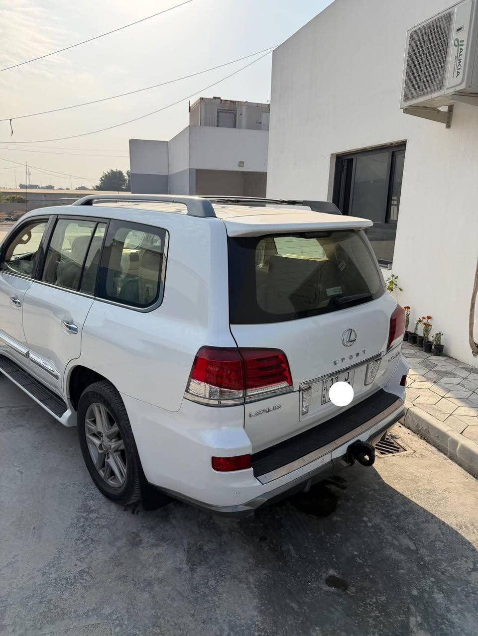 لكزس 2013

🚘 لكزس 2013 – أبيض سبورت خليجي | 

لكزس فخامة ونظافة، فول مواصفات سبورت داخل جلد مطعمه صاج 
ممشى 190 ألف فقط، كارت بـ جاملغ خلفي حسب السونار،
كاملة بدون أي نواقص، خليجي، رقم بغداد وتحويل ثاني يوم ✔️
سيارة مرتبة وجاهزة للاستخدام بلا مصاريف.

💰 السعر: نقد | نظام كمبيالة 

📞 للاستعلام:
*********** – *********** – ***********

📍 البياع – معارض البياع – المدخل الرئيسي مقابل بانزين خانة السيديه
