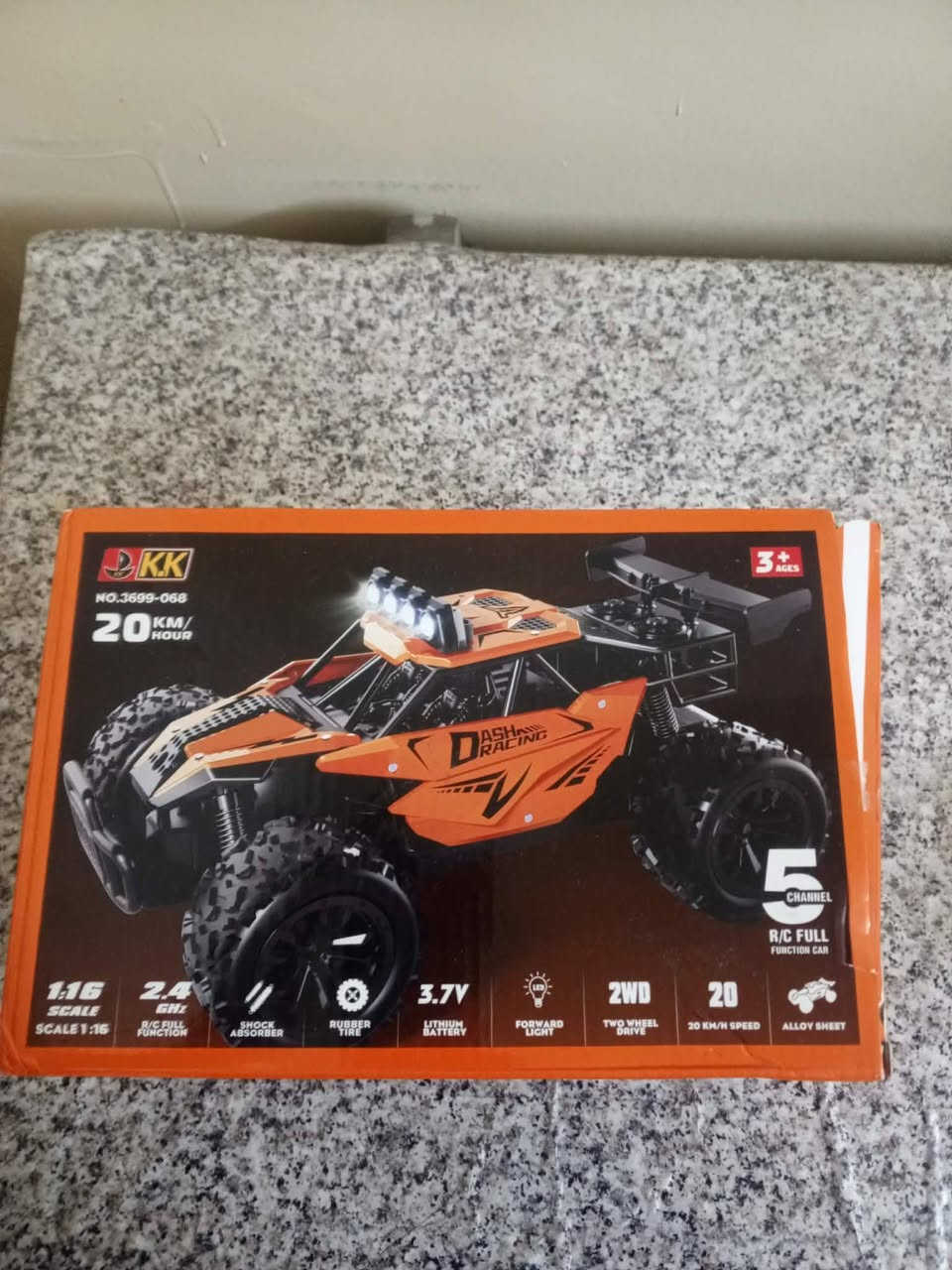 سيارة جبلية كنترول سرعتها القصوى25 كم/س مزوده باربعة اضوية اناره قويه تحتوي على ممتص الصدمات( دبلات) والاطارت ربل


**إذا كنت صاحب هذا الإعلان وتريد حذفه لأي سبب، رجاءا أرسل رسالة إلى الدعم الفني**