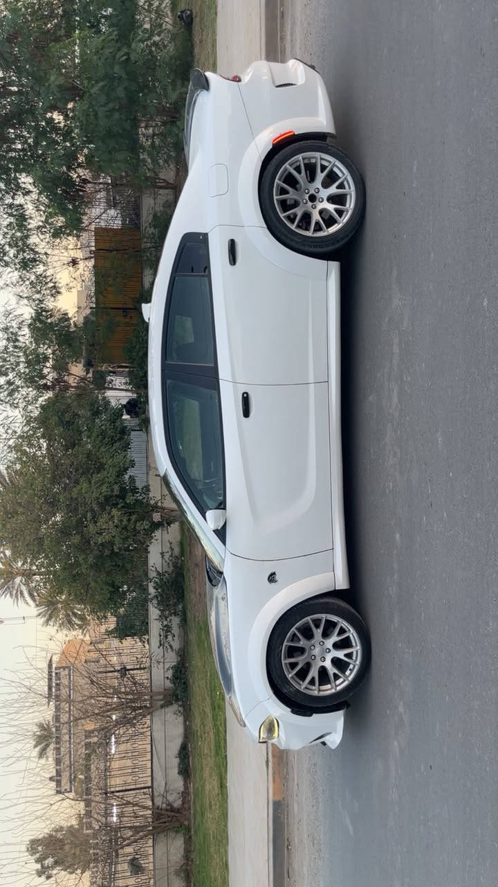 شلون شباب جاجر موديل 2018 اصل سيارة Rt رقم بغداد بأسمي ماشية ٨٦ الف صور حادث بالمنشور وسونار هم السعر 183 ورقة وبيهة مجال مكانهة بغداد للأتصال ***********
