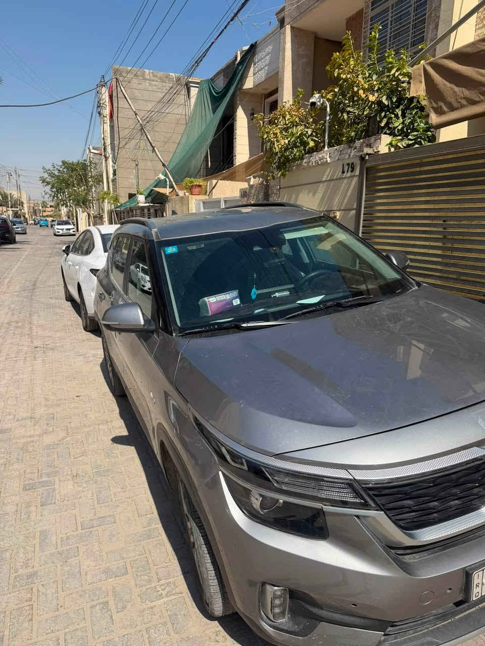 سلام عليكم كيا سيلتوس  موديل 23 مواصفات S  فور ويل  السياره بدون صبغ وتبديل السعر 165 الرقم بغداد  ماشيه 16 الف العنوان السيديه لاتصال ***********
