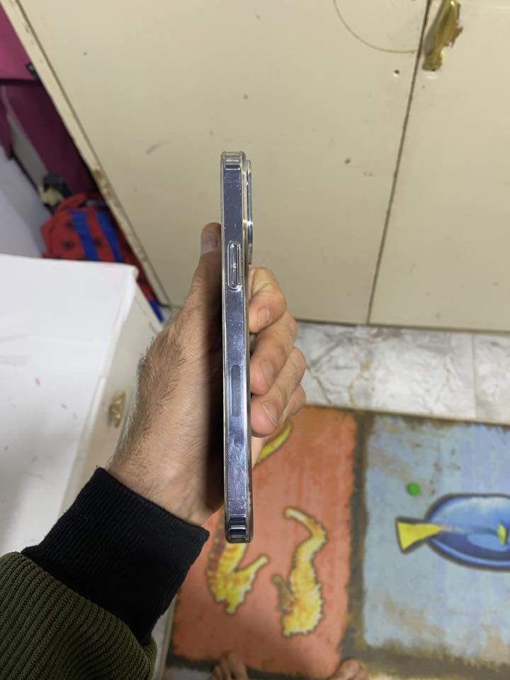 السلام عليكم ايفون 13برو ماكس للبيع نضافه فول بطاريه 76ذاكره256 سعر 650وبي مجال ***********
