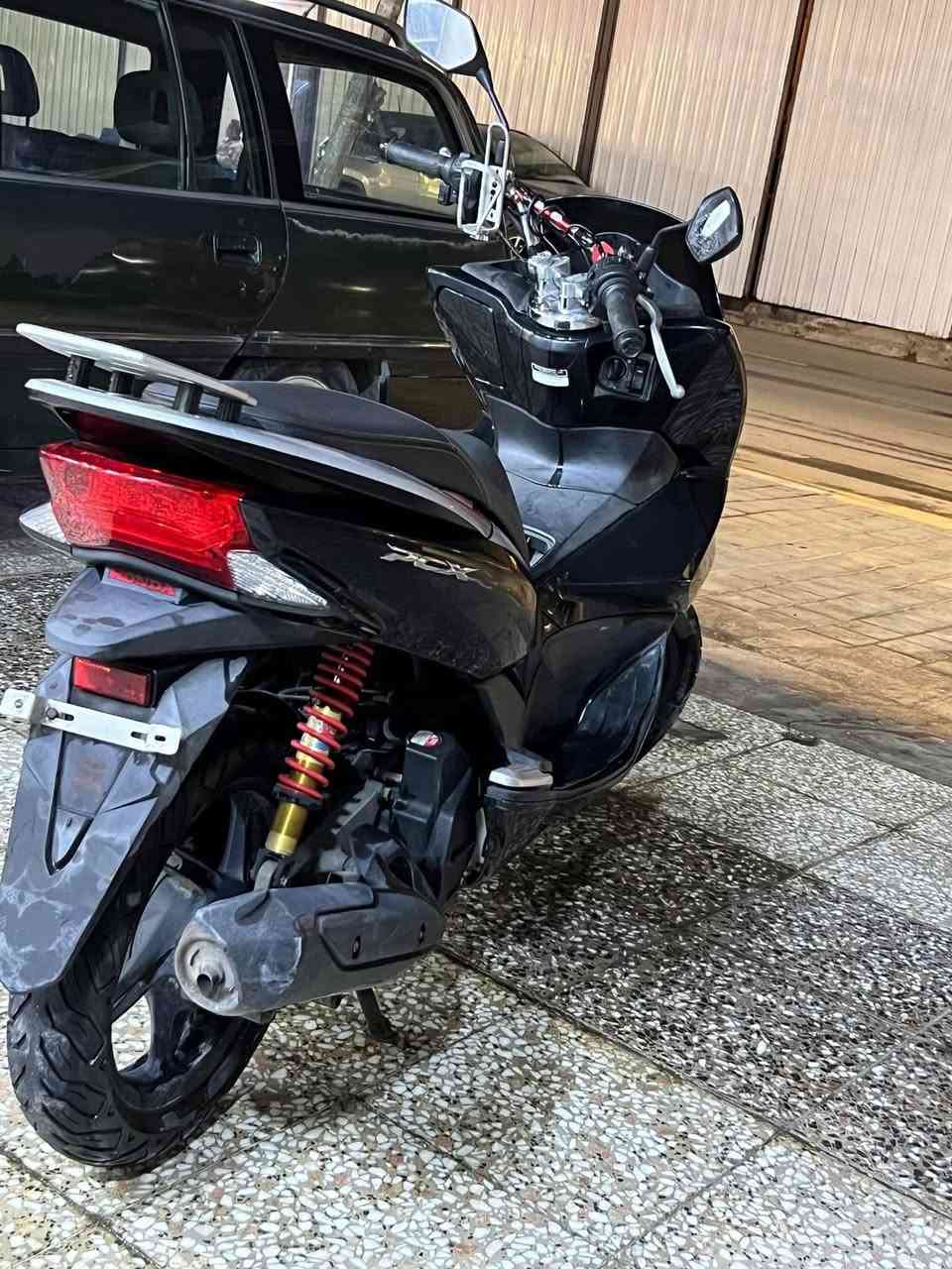 pcx 2017
الجيل الثاني

فول بصمه تدفئه حساس ازدحام وبيها بعد هواي

نقصها قبق بانزين وجاملغ الامامي وباقي كله نضيف 

بغداد قريب جامع النداء

***********
