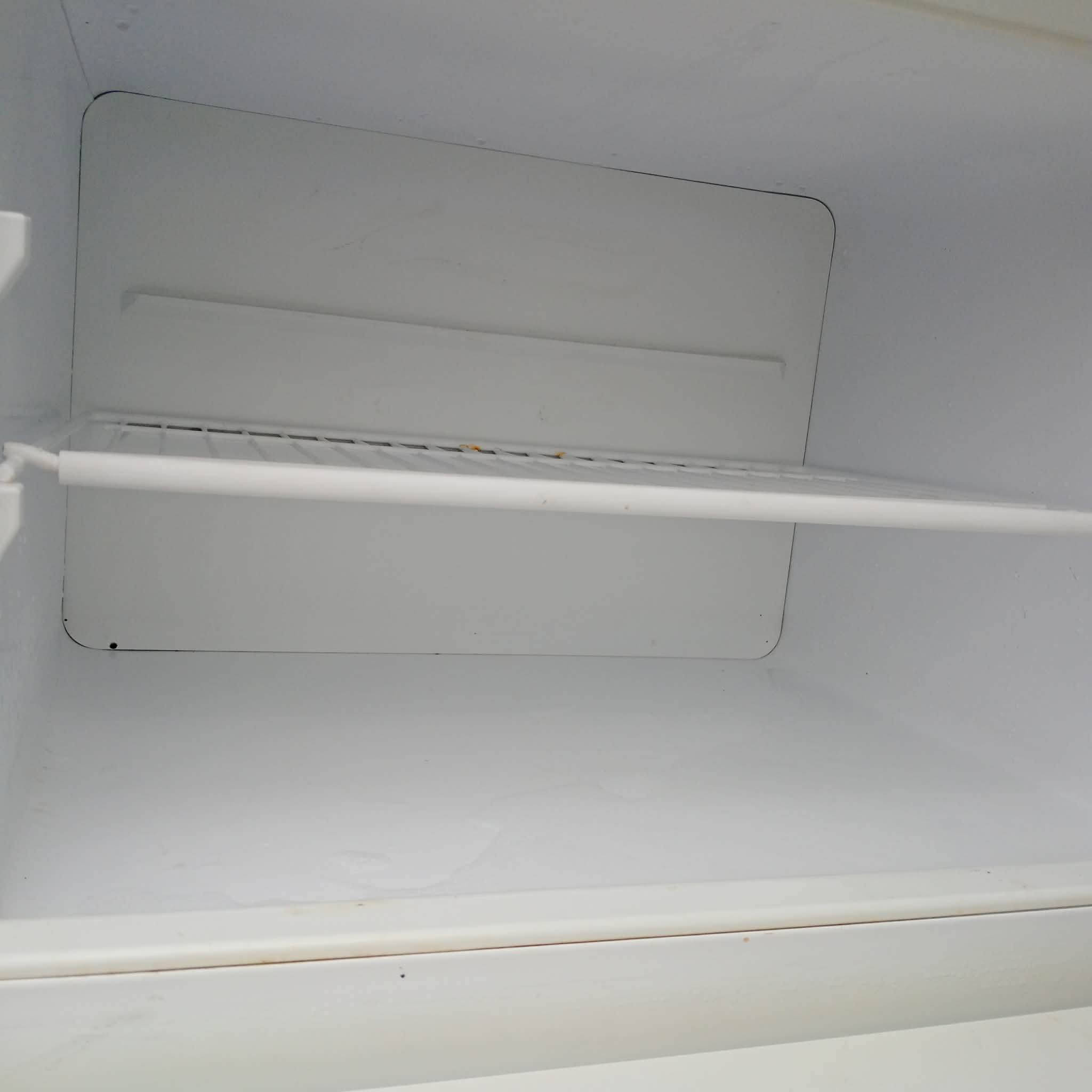 سەلاجەی 18قدم بۆ فرۆشتن  مارکەی vestel  غازوماتوری شەریکەیە زۆر بێ عەیبە نرخی 215هەزارو معاملە 
شوین سلیمانی گەیاندن هەیە
هەرچیتان هەیە وینەی بنیرن بۆتان دەفرۆشم


**إذا كنت صاحب هذا الإعلان وتريد حذفه لأي سبب، رجاءا أرسل رسالة إلى الدعم الفني**